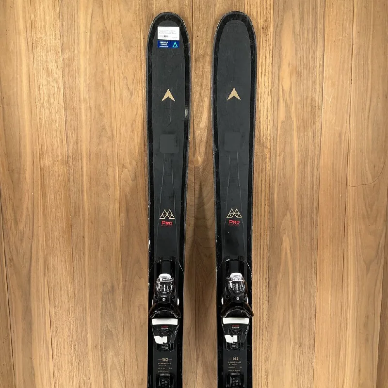 Lightweight skis for experts-2022 Dynastar M-Pro 99 W w/ Look NX 12 Demo Bindings