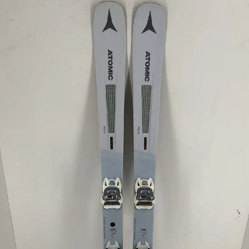 Skis with smooth cores-Atomic Vantage 86C w/ Marker Squire 11 Bindings