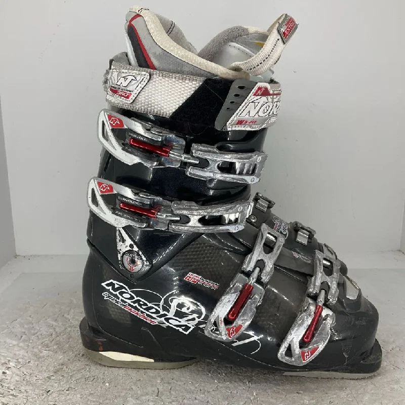 Ski boots for ankle braces-Nordica Women's Speed Machine 105